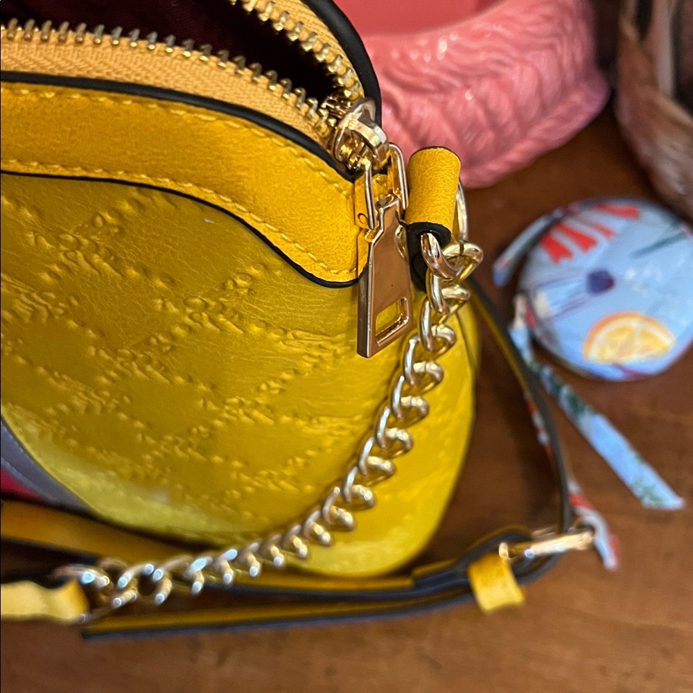 American Bee Yellow Crossbody Dome Bag - Picture 7 of 10